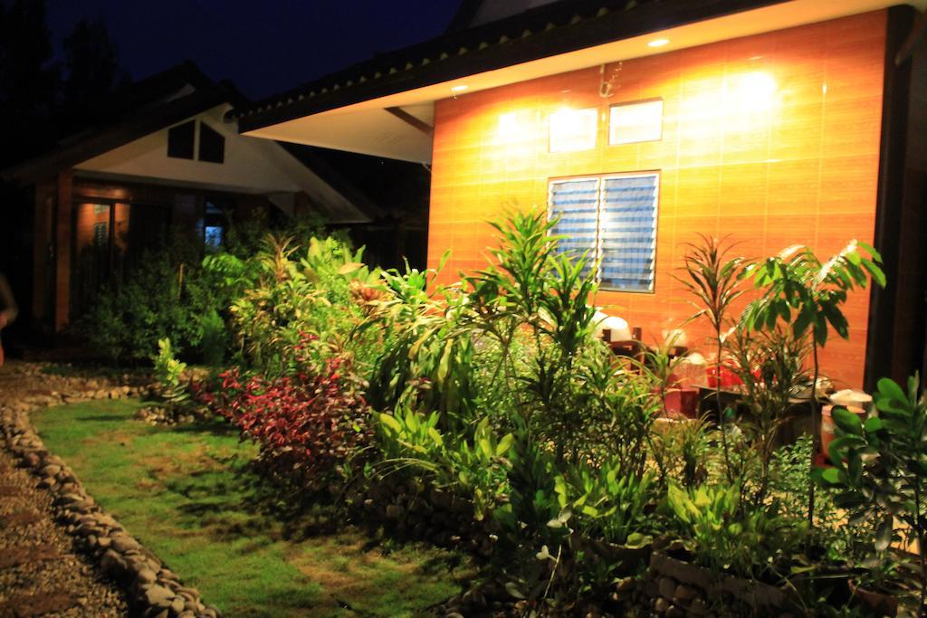 Jim Guesthouse Kanchanaburi Eksteriør billede